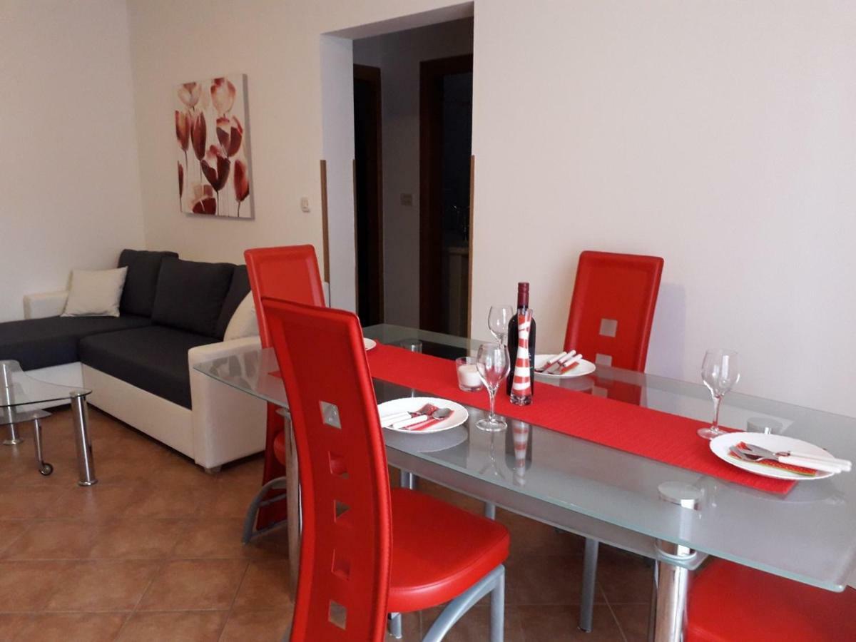 Apartman Lean Пула Экстерьер фото